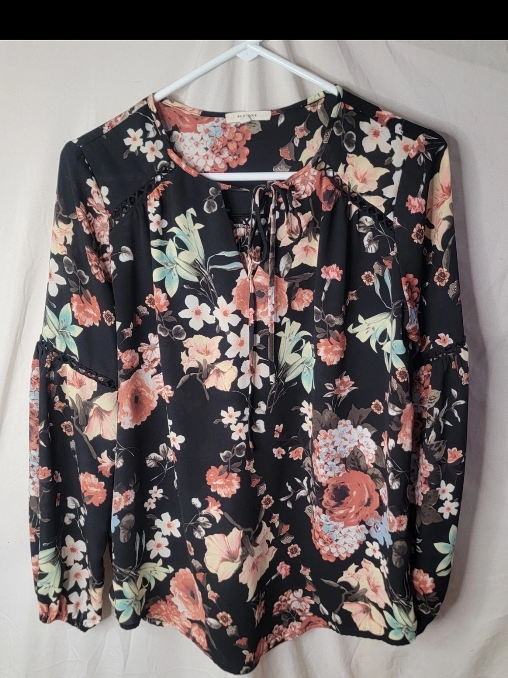 Anthropologie Pleione Womens Small Black Floral Sheer Peasant Boho Tie Neck